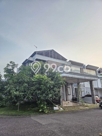 Jarang Ada! Rumah Sewa 4 Kamar Bagus Siap Huni BSD The Icon Jarang Ada! Rumah Sewa 4 Kamar Bagus Siap Huni BSD The Icon