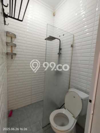 Rumah Lokasi Strategis area Villa Melati Mas, Tangerang Selatan, Luas 108m² Bangunan 75m² Rumah Lokasi Strategis area Villa Melati Mas, Tangerang Selatan, Luas 108m² Bangunan 75m²