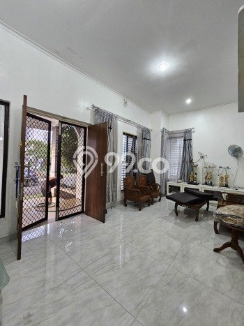 Jarang Ada! Rumah Sewa 4 Kamar Bagus Siap Huni BSD The Icon Jarang Ada! Rumah Sewa 4 Kamar Bagus Siap Huni BSD The Icon