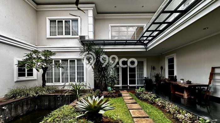 Rumah Mewah LB 780m2 Siap Huni Desain Elegan di Lippo Karawaci, Tangerang Rumah Mewah LB 780m2 Siap Huni Desain Elegan di Lippo Karawaci, Tangerang