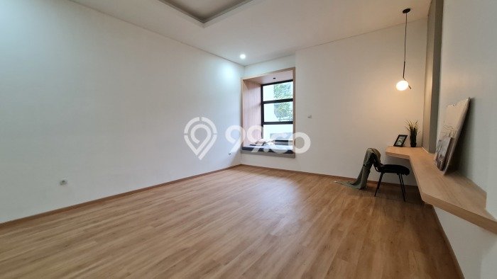Rumah Terawat di BSD Puspita Loka, Tangerang, LT 240m², Luas Bangunan 320m² Rumah Terawat di BSD Puspita Loka, Tangerang, LT 240m², Luas Bangunan 320m²