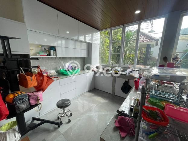 Dijual Rumah Mewah Megah Dengan View Eksklusif di Gading Serpong, Tangerang Dijual Rumah Mewah Megah Dengan View Eksklusif di Gading Serpong, Tangerang