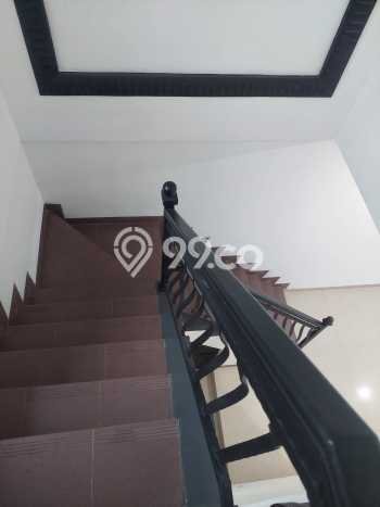Jual Rumah Favorit Siap Huni LB 160m2 di Serpong Utara, Tangerang Selatan Jual Rumah Favorit Siap Huni LB 160m2 di Serpong Utara, Tangerang Selatan