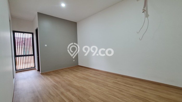 Rumah Terawat di BSD Puspita Loka, Tangerang, LT 240m², Luas Bangunan 320m² Rumah Terawat di BSD Puspita Loka, Tangerang, LT 240m², Luas Bangunan 320m²