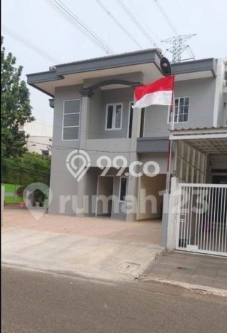 NEW LISTING! Rumah Strategis area Sektor 1G-Gading Serpong, LT 215m² Bangunan 200m² NEW LISTING! Rumah Strategis area Sektor 1G-Gading Serpong, LT 215m² Bangunan 200m²