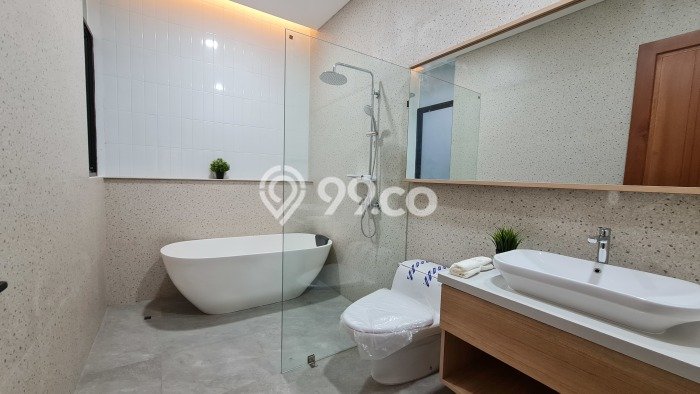 Rumah Terawat di BSD Puspita Loka, Tangerang, LT 240m², Luas Bangunan 320m² Rumah Terawat di BSD Puspita Loka, Tangerang, LT 240m², Luas Bangunan 320m²