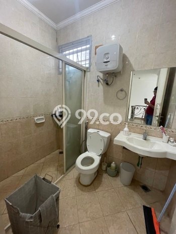 Disewakan Segera Rumah Kondisi Bagus di Kawasan BSD, Tangerang Selatan Disewakan Segera Rumah Kondisi Bagus di Kawasan BSD, Tangerang Selatan