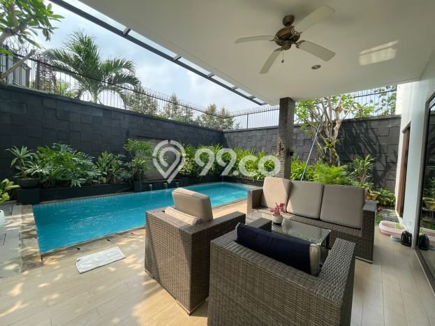 GOOD DEAL! Rumah Strategis di BSD Telaga Golf, Luas 425m² LB 412m² GOOD DEAL! Rumah Strategis di BSD Telaga Golf, Luas 425m² LB 412m²