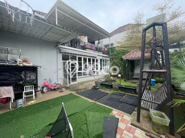 Dijual Rumah Mewah Megah Dengan View Eksklusif di Gading Serpong, Tangerang Dijual Rumah Mewah Megah Dengan View Eksklusif di Gading Serpong, Tangerang