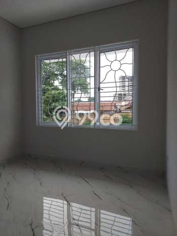 Hunian Nyaman Asri 3 KT Siap Huni di BSD Delatinos Tangerang Hunian Nyaman Asri 3 KT Siap Huni di BSD Delatinos Tangerang