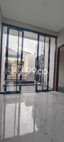 Ruko Lokasi Premium Kawasan Serpong Villa Melati Mas, Luas 155m², Disewakan Ruko Lokasi Premium Kawasan Serpong Villa Melati Mas, Luas 155m², Disewakan