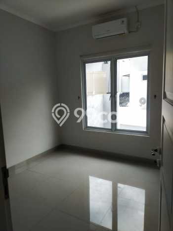 Jual Rumah Modern 3 KT di Gading Serpong, Tangerang Jual Rumah Modern 3 KT di Gading Serpong, Tangerang