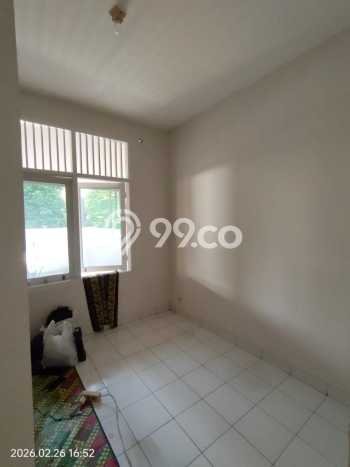 Disewakan! Rumah 4 Kamar Tidur &
2 Kamar Mandi di Villa Melati Mas, Tangerang Selatan Disewakan! Rumah 4 Kamar Tidur &
2 Kamar Mandi di Villa Melati Mas, Tangerang Selatan
