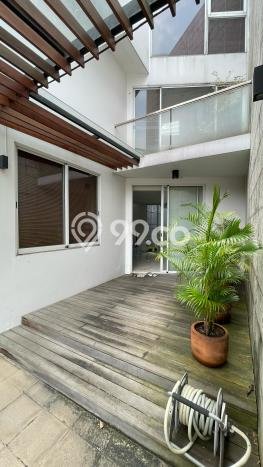 Dijual Rumah Mewah Elegan Dengan View Cantik di Bintaro, Tangerang Selatan Dijual Rumah Mewah Elegan Dengan View Cantik di Bintaro, Tangerang Selatan
