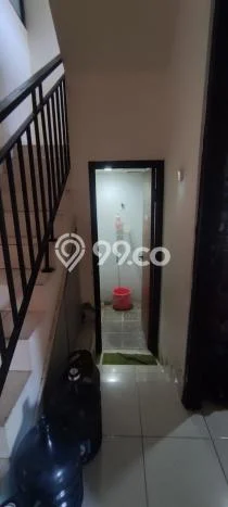 Rumah Luas Asri 4 KT Siap Pakai di Bintaro Tangerang Selatan Rumah Luas Asri 4 KT Siap Pakai di Bintaro Tangerang Selatan