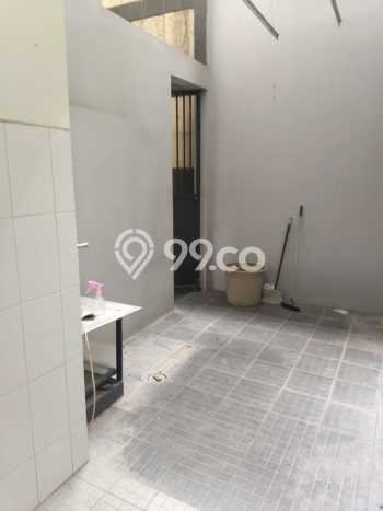 Sewa Rumah Murah di Pakuwon Indah Surabaya Punya 4 Kamar Tidur Sewa Rumah Murah di Pakuwon Indah Surabaya Punya 4 Kamar Tidur