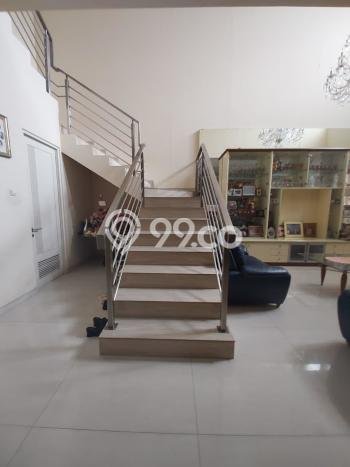 Dijual Rumah Mewah Megah Dengan View Cantik di Citraland, Surabaya Dijual Rumah Mewah Megah Dengan View Cantik di Citraland, Surabaya