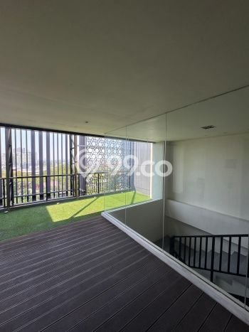 PROSPEK BAGUS! Komersial di Pakuwon Indah, Luas 2160m2m², Tingkat Keramaian Tinggi PROSPEK BAGUS! Komersial di Pakuwon Indah, Luas 2160m2m², Tingkat Keramaian Tinggi