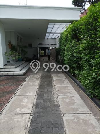 Dijual Komersial di Raya Darmo, Luas 250m2m², Kawasan Komersial, Jalur Strategis Dijual Komersial di Raya Darmo, Luas 250m2m², Kawasan Komersial, Jalur Strategis