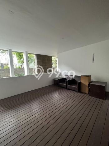 Jual Rumah Luas Elegan Dengan View Cantik di Graha, Surabaya Jual Rumah Luas Elegan Dengan View Cantik di Graha, Surabaya