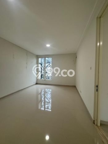Hunian Mewah LB 300m2 Siap Pakai Desain Elegan di Pakuwon Indah, Surabaya Hunian Mewah LB 300m2 Siap Pakai Desain Elegan di Pakuwon Indah, Surabaya