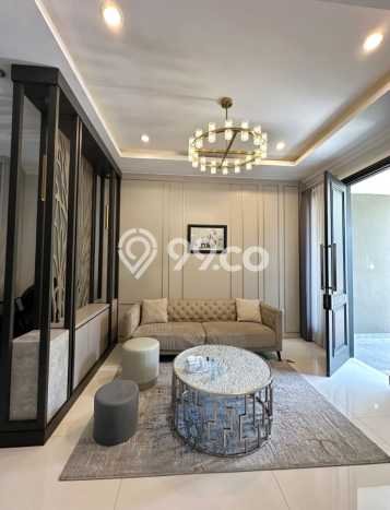 Hunian Elit LB 250m2 Siap Huni Desain Elegan di Pakuwon Indah, Surabaya Hunian Elit LB 250m2 Siap Huni Desain Elegan di Pakuwon Indah, Surabaya