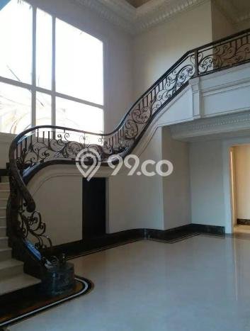 Hunian Asri 5 Kamar Tidur Akses Mudah di , Surabaya Hunian Asri 5 Kamar Tidur Akses Mudah di , Surabaya