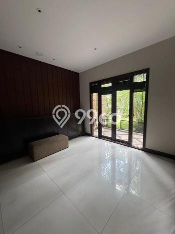 Ready to Use! Luxury House LT 750m2 Desain Elegan di Graha Ready to Use! Luxury House LT 750m2 Desain Elegan di Graha