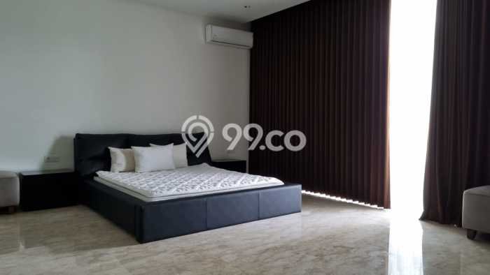 UNIT TERBATAS! Rumah di , 6 KM, Luas 700m2m² LB 650m2m² UNIT TERBATAS! Rumah di , 6 KM, Luas 700m2m² LB 650m2m²