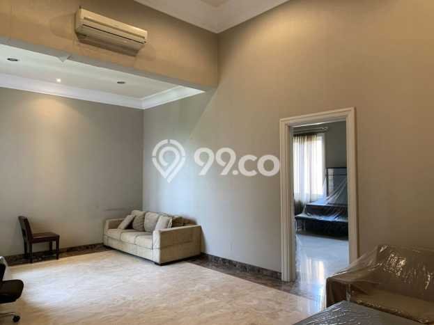 Dijual Rumah Premium dengan Fasilitas Sekitar Komplit di kertajaya, Surabaya Dijual Rumah Premium dengan Fasilitas Sekitar Komplit di kertajaya, Surabaya