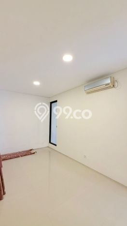 Dijual Rumah Eksklusif 2 KT di Citraland, Surabaya Dijual Rumah Eksklusif 2 KT di Citraland, Surabaya