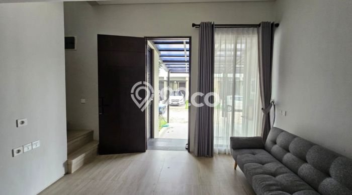 Jarang Ada! Rumah Kontrakan 3 Kamar Bagus Siap Huni Citraland Jarang Ada! Rumah Kontrakan 3 Kamar Bagus Siap Huni Citraland