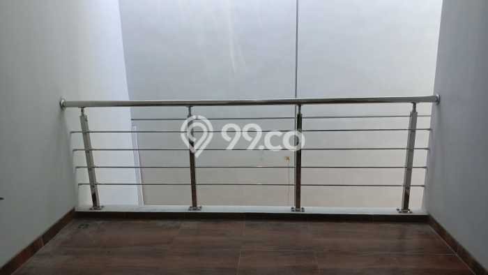 Rumah Minimalis 3 KT di Citraland Surabaya Full Furnished Rumah Minimalis 3 KT di Citraland Surabaya Full Furnished