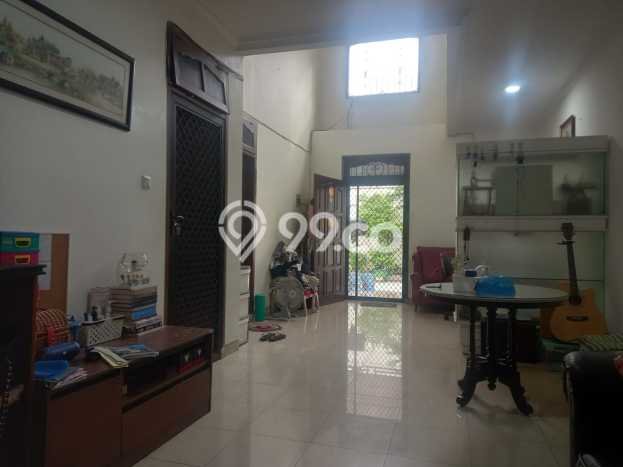 Rumah Elit LB 150m2 Siap Pakai Desain Elegan di Semanan, Jakarta Barat Rumah Elit LB 150m2 Siap Pakai Desain Elegan di Semanan, Jakarta Barat