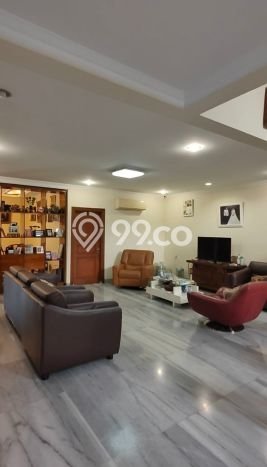 Rumah Mewah LB 550m2 Siap Huni Desain Elegan di Muara Karang, Jakarta Utara Rumah Mewah LB 550m2 Siap Huni Desain Elegan di Muara Karang, Jakarta Utara