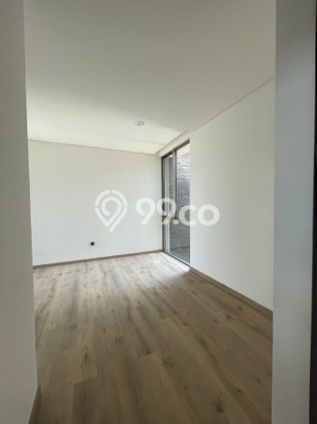 Rumah Elit Modern Siap Huni di Pantai Indah Kapuk Jakarta Utara Rumah Elit Modern Siap Huni di Pantai Indah Kapuk Jakarta Utara