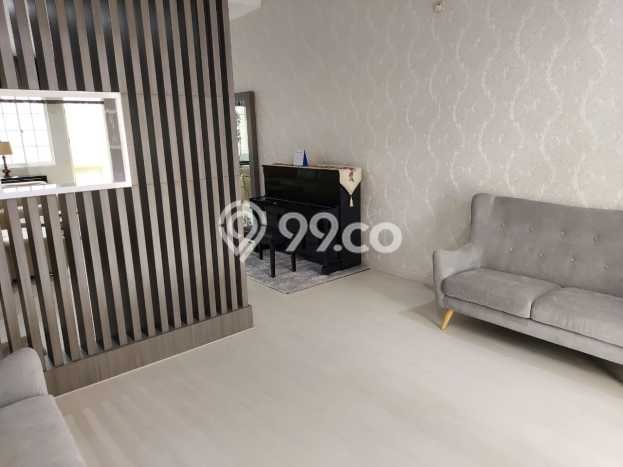 Jual Rumah Mewah Elegan Dengan View Eksklusif di Green Lake City, Jakarta Barat Jual Rumah Mewah Elegan Dengan View Eksklusif di Green Lake City, Jakarta Barat