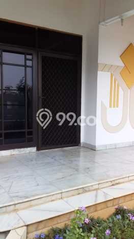 Rumah Luxury Modern Tanpa Renovasi di Green garden Jakarta Barat Rumah Luxury Modern Tanpa Renovasi di Green garden Jakarta Barat
