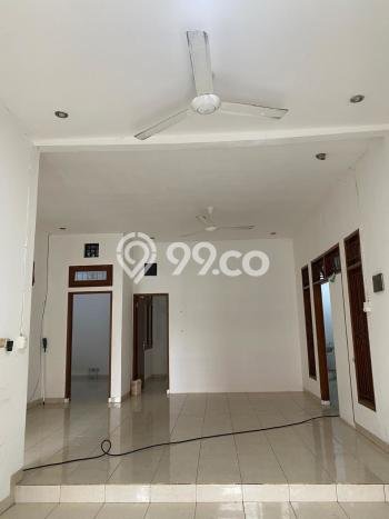 Rumah Elit Modern Tanpa Renovasi di Gandaria Jakarta Selatan Rumah Elit Modern Tanpa Renovasi di Gandaria Jakarta Selatan