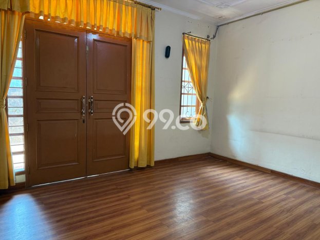 Dijual Rumah Mewah Megah Dengan View Eksklusif di Permata Buana, Jakarta Barat Dijual Rumah Mewah Megah Dengan View Eksklusif di Permata Buana, Jakarta Barat