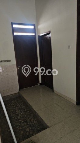Hunian Mewah LB 200m2 Siap Pakai Desain Elegan di Renon, Denpasar Hunian Mewah LB 200m2 Siap Pakai Desain Elegan di Renon, Denpasar