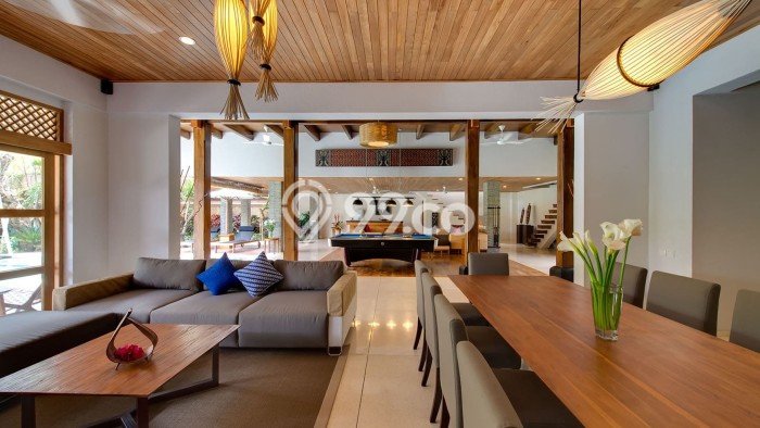 Vila Kawasan , Area 1000m2m², Posisi Strategis Vila Kawasan , Area 1000m2m², Posisi Strategis
