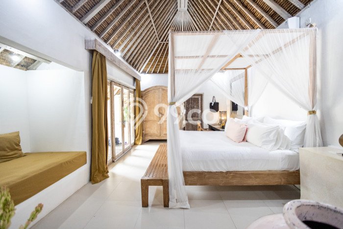 Dijual Vila Kawasan , Dimensi 1600m2m², Lokasi Strategis Dijual Vila Kawasan , Dimensi 1600m2m², Lokasi Strategis