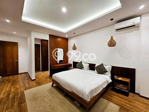 SEWA TERBAIK! Vila di , Area 300m2m², Kawasan Nyaman SEWA TERBAIK! Vila di , Area 300m2m², Kawasan Nyaman