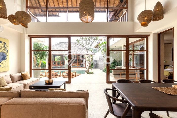 Vila Kawasan , Luas 450m2m², Area Nyaman Vila Kawasan , Luas 450m2m², Area Nyaman