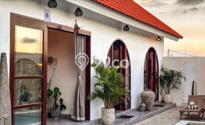PELUANG INVESTASI! Vila Kawasan , Area 350m2m², Hasil Menjanjikan PELUANG INVESTASI! Vila Kawasan , Area 350m2m², Hasil Menjanjikan
