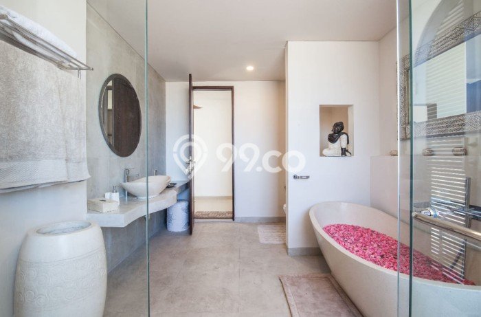 Vila Premium Kawasan , Area 370m2m², Lokasi Premium dengan akses mudah Vila Premium Kawasan , Area 370m2m², Lokasi Premium dengan akses mudah