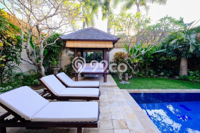 For Sale! Vila di , Ukuran 450m2m², Dekat ke Pusat Kota For Sale! Vila di , Ukuran 450m2m², Dekat ke Pusat Kota