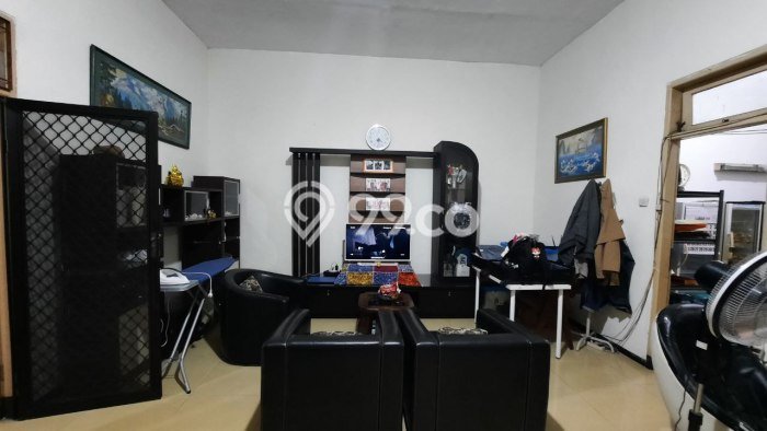 Rumah Mewah LB 150m2 Siap Pakai Desain Elegan di Sulfat, Malang Rumah Mewah LB 150m2 Siap Pakai Desain Elegan di Sulfat, Malang