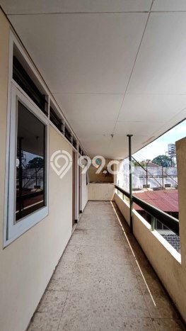 Siap Huni Rumah Mewah 6 Kamar di Klojen Dekat ke Mana Saja Siap Huni Rumah Mewah 6 Kamar di Klojen Dekat ke Mana Saja